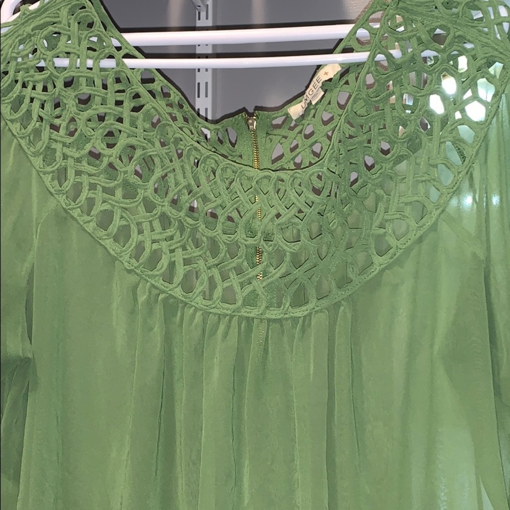 shirt - Picture 2 of 2